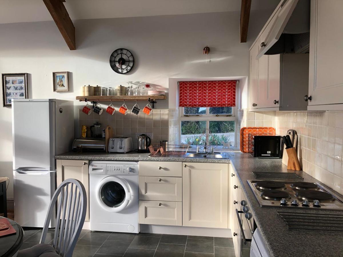 Red Kite Cottage Carmarthen Exterior photo
